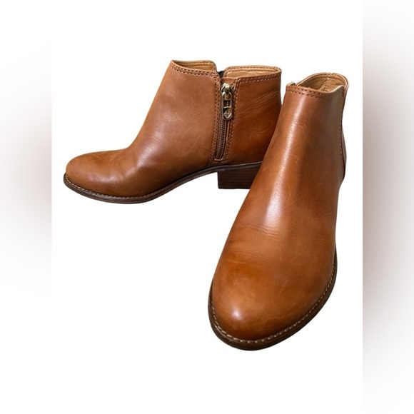 Antonio Melani Made in Brazil Women's Tan Leather Ankle Boots size 5.5 - Picture 1 of 7